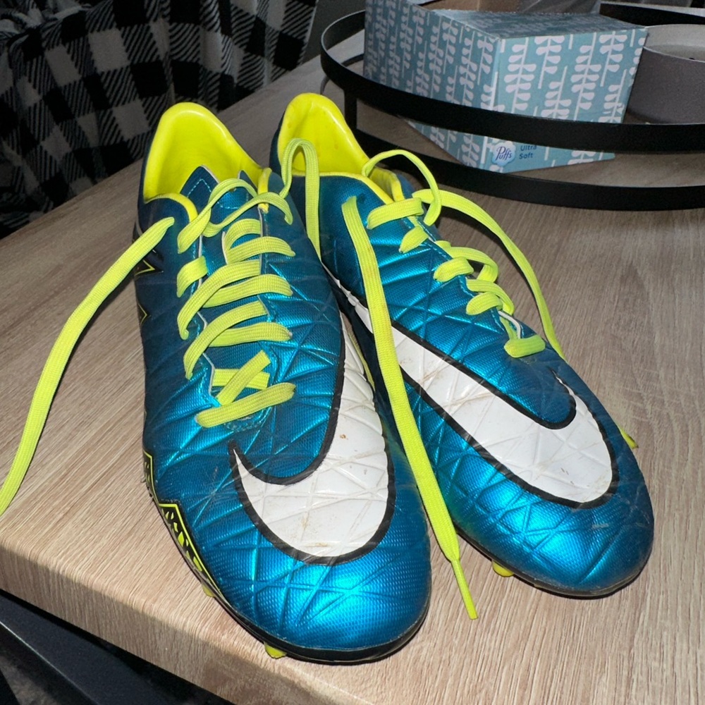 COPY - Nike Hypervenom Soccer cleats size 8.5